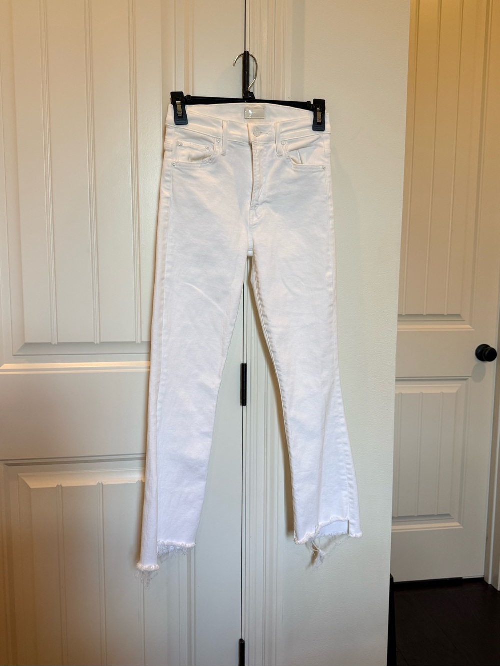 MOTHER The Insider Crop Step Fray Fairest Of Them All Cropped Flare Jeans - Picture 4 of 13